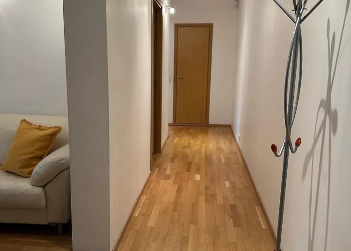 Apartment Lovely Raevala *